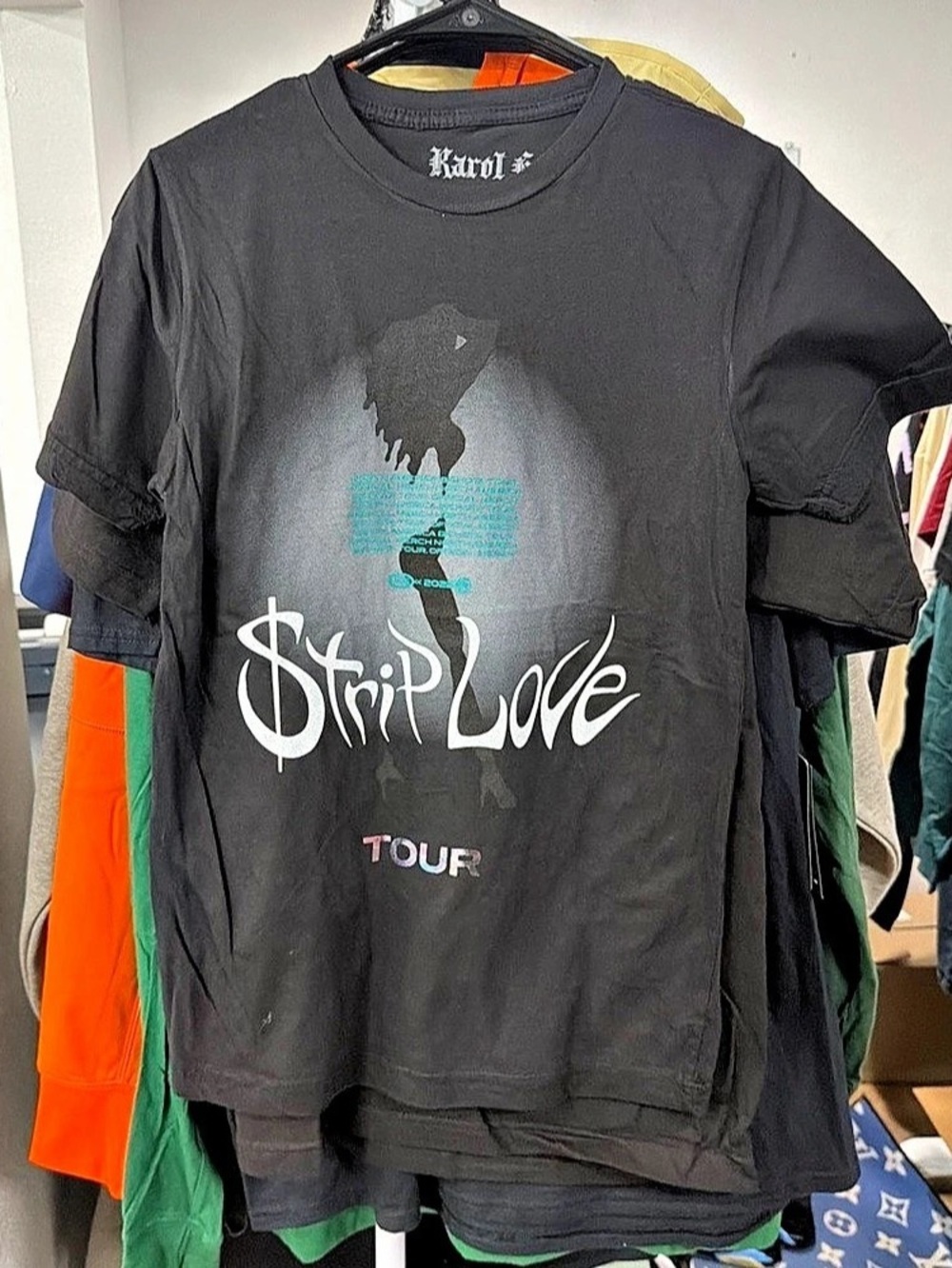 Karol G Strip Love Tour 2022 T-Shirt Graphic Tee Black & White Small